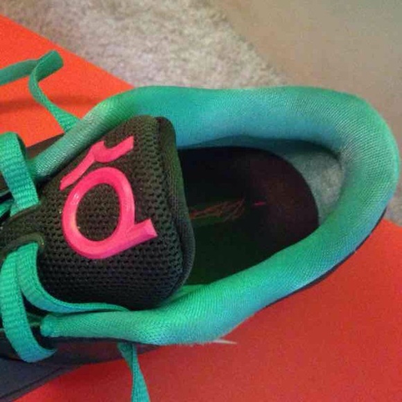 Nike kds 7 carnivals - Picture 2 of 3