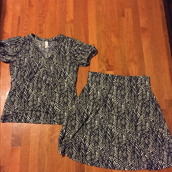 Skirt and top set