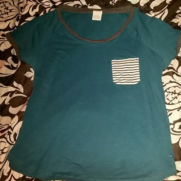 VS PINK Campus Tee