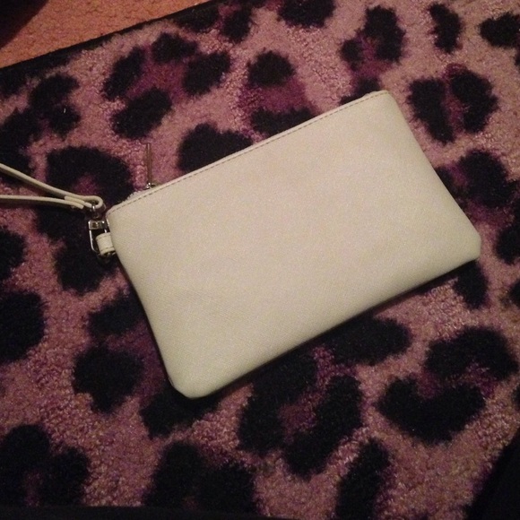 Express leather wristlet