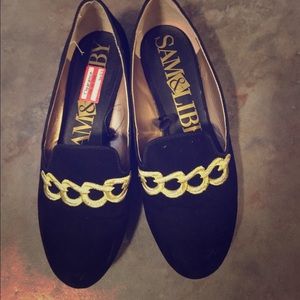 Sam and libbey tuxedo flats