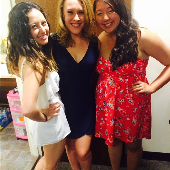 Meet your Posher, Haley! - Picture 2 of 4