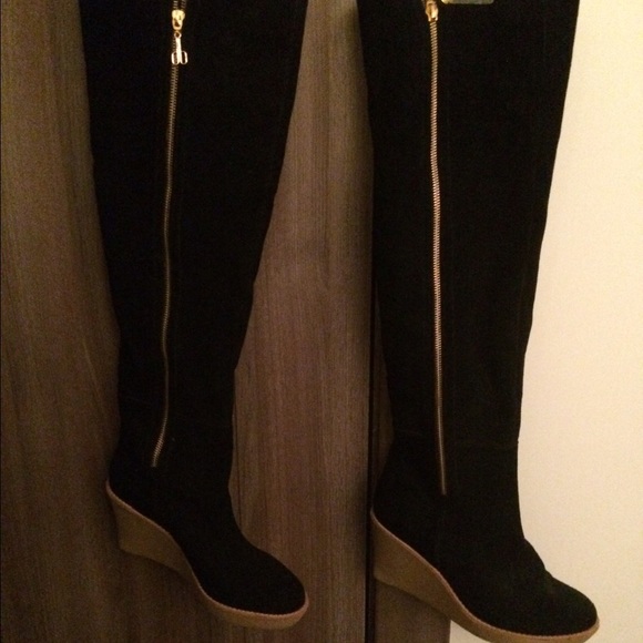 Over the knee warm boots - Picture 1 of 3