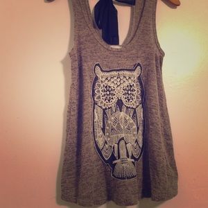 Cute owl graphic tank🌙