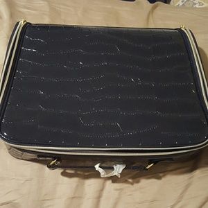 HUGE makeup bag bundle!!