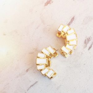 White and gold earrings