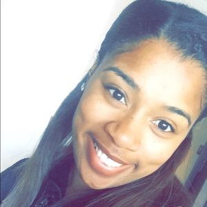 Meet your Posher, Raven