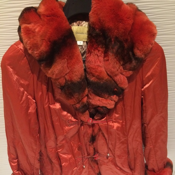 Winter jacket fur trimmed. Valentine Red! - Picture 1 of 4
