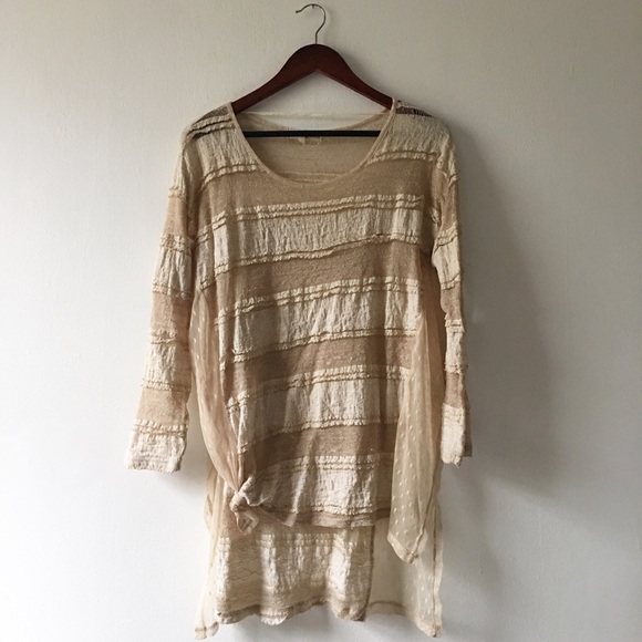 Altar'd State shirt size small