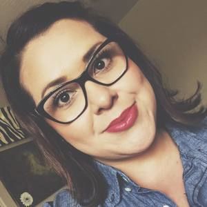 Meet your Posher, Jenn