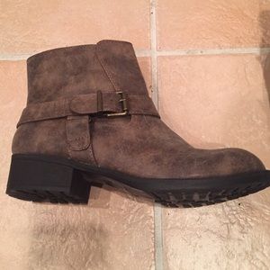 Nicole by Nicole Miller Shoes - Grayish brown boots Nicole by Nicole Miller Shoes - Grayish brown boots