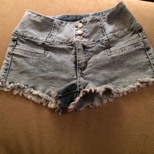 Stoned washed shorts