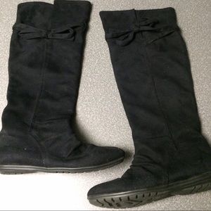 Black knee high boots