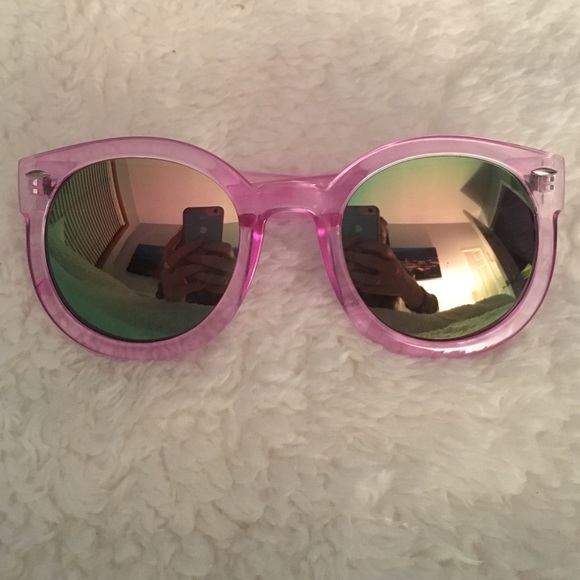 Pink framed sunglasses, green reflective lenses - Picture 1 of 4
