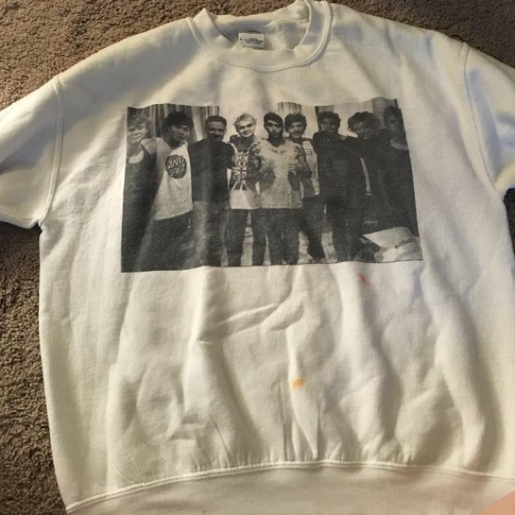 5sos + 1d sweatshirt
