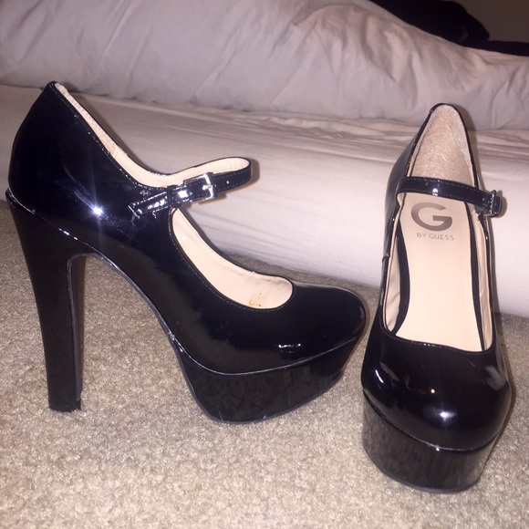 Black Patent Leather Mary Jane Pumps