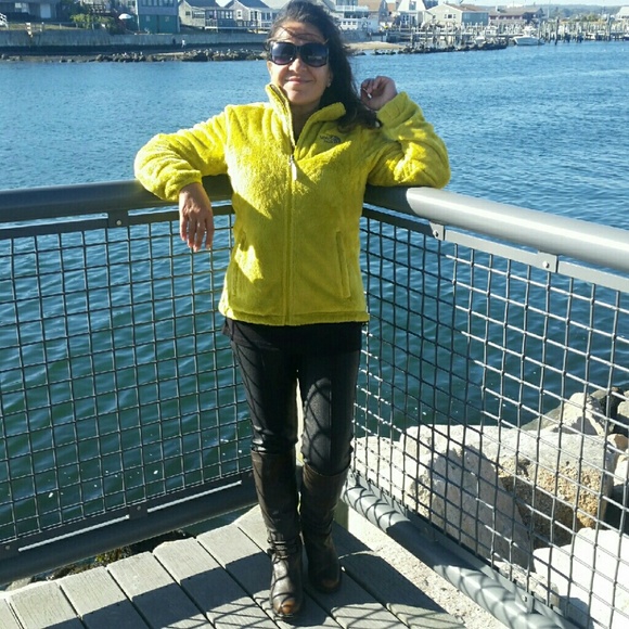 Meet your Posher, Sophie - Picture 3 of 4