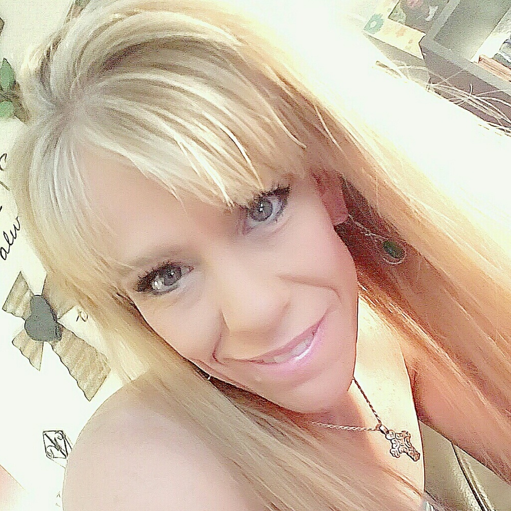 Meet your Posher, Tina