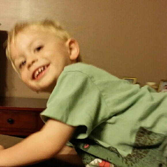Meet your Posher, PJ - Picture 3 of 4