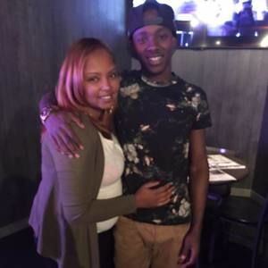 Meet your Posher, Kendra