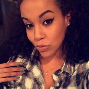 Meet your Posher, Taryn