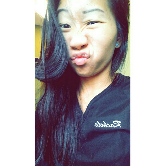 Meet your Posher - Picture 4 of 4