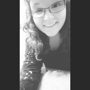 Meet your Posher, Mindi