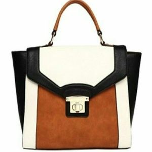 Brown Beautiful Leather bag on sale now