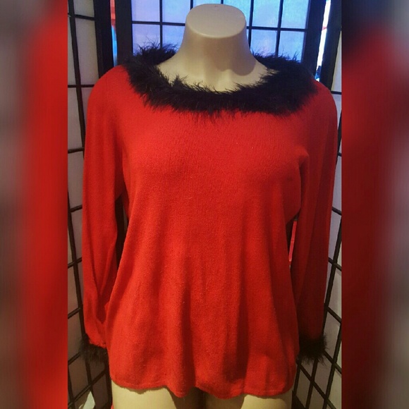 WOMENS SWEATER~SEXY RED KNIT~BLACK FEATHER TRIM~1X~NWOT~ππChristmas Presentπ - Picture 3 of 4