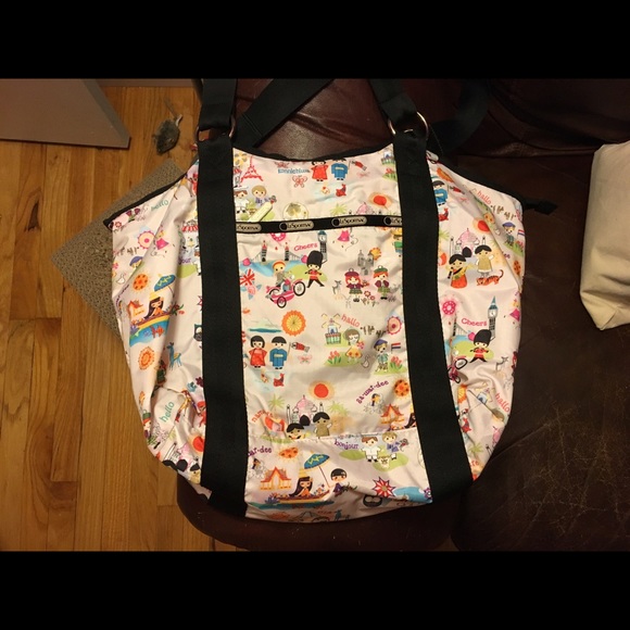 Lesportsac disney carryall