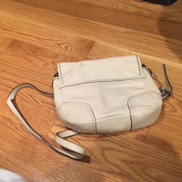 Coach cross body purse! - Picture 3 of 3