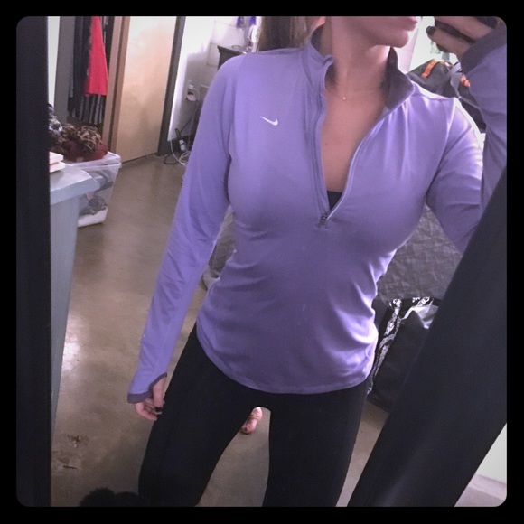 Nike dry fit pull over