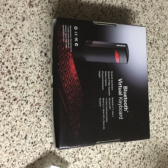 Bluetooth virtual keyboard - Picture 3 of 4