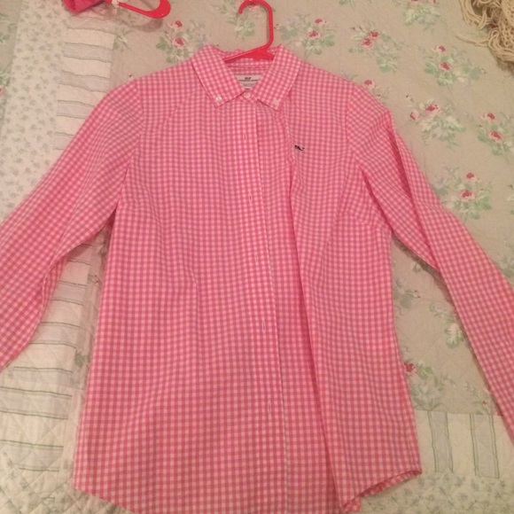 I am selling a vineyard vines button-down shirt