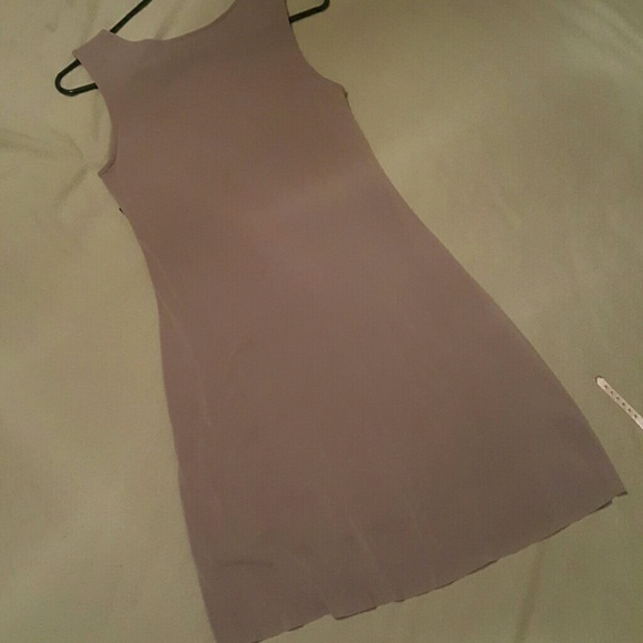 Dress - Picture 3 of 4