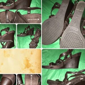 Naturalizer wedges