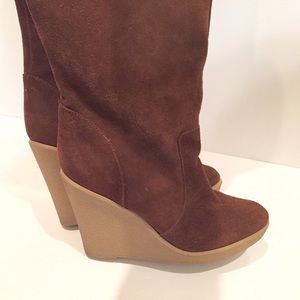 Kelsie Dagger Over the knee suede boots