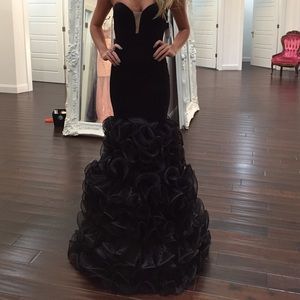 Jovani velvet mermaid size 0