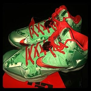 Le'Bron Classic X-Mas Editions