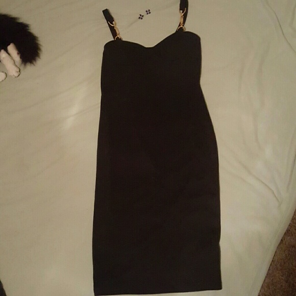 Dress - Picture 2 of 4