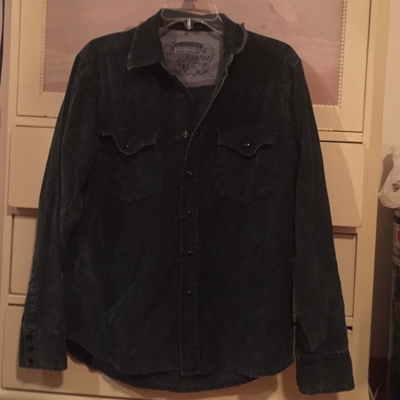 Corduroy Button Down 👽💚