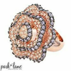 Park Lane Camellia ring