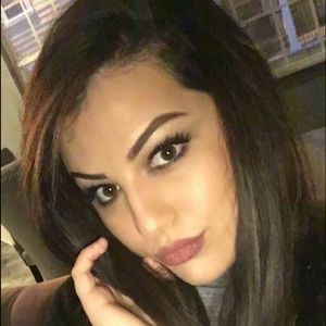 Meet your Posher, Teuta