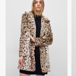 Faux leopard coat from Aritzia!