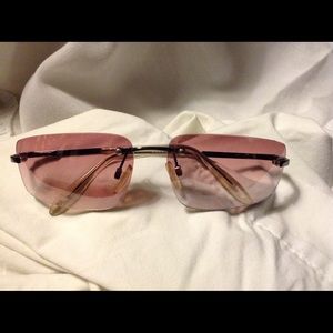 KENNETH COLE REACTION. SUNGLASSES