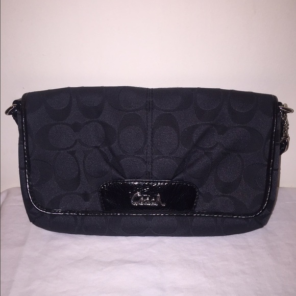 SOLD ❌Coach large flap wristlet/clutch