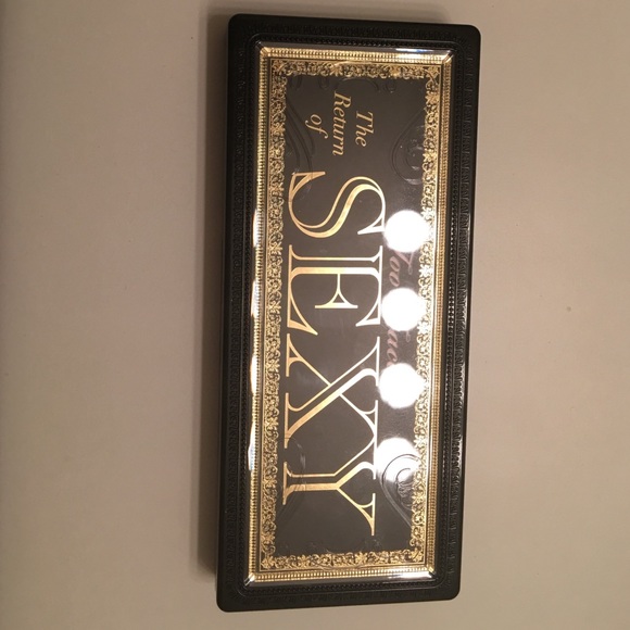 Too faced eyeshadow palette