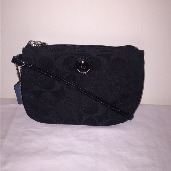 SOLD❌COACH small wristlet
