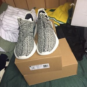Adidas Yeezy Boost 350 Turtle Doves