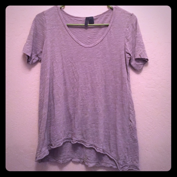 ✨FLASH SALE✨Left of Center: Gray t-shirt
